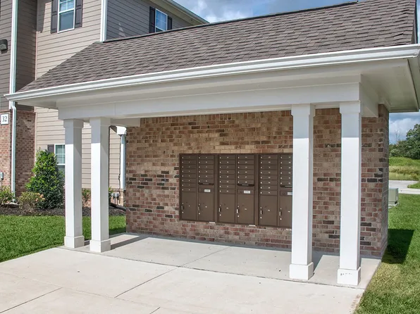 Northside Drive Apartments, 38 Northside Dr, Crossville, TN 38555