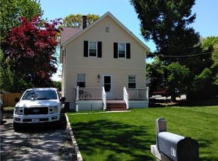 67 Hope Ave, Warwick, RI 02889