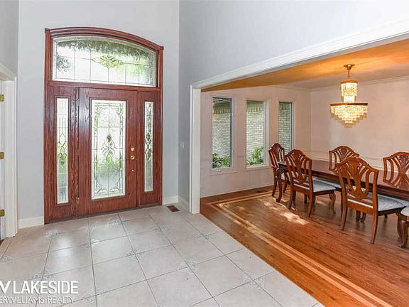5th image of 55523 Saint Regis Dr
