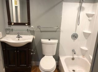 915 Middlesex St, Lowell, MA 01851