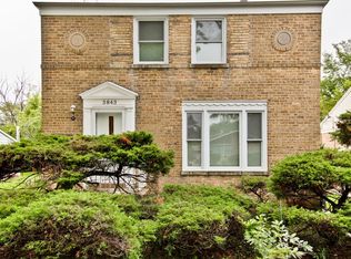 3843 Dobson St, Skokie, IL 60076