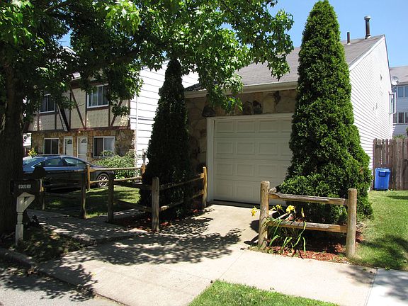5th image of 63 Carlyle Grn