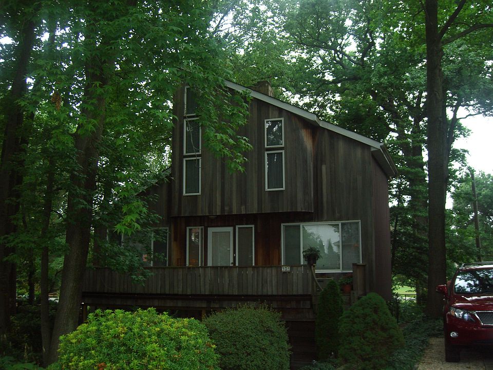 1st image of 101 Cheshire Pl