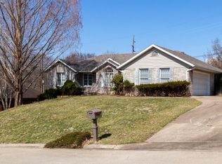 1407 Edgevale Rd, Jefferson City, MO 65101