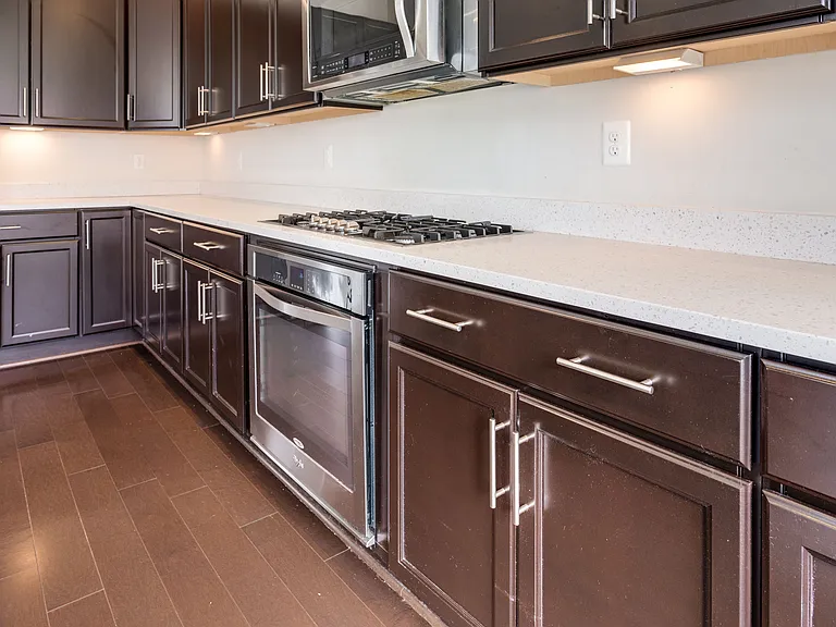 737 Diamond Ave — Photo 6