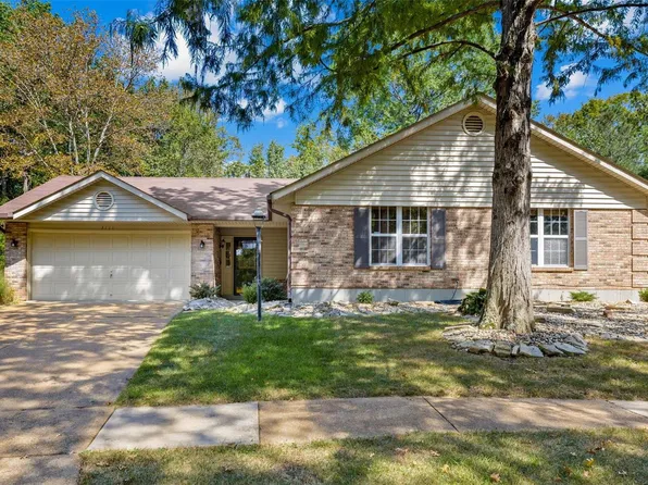 3111 Olde Post Rd, Saint Louis, MO 63129
