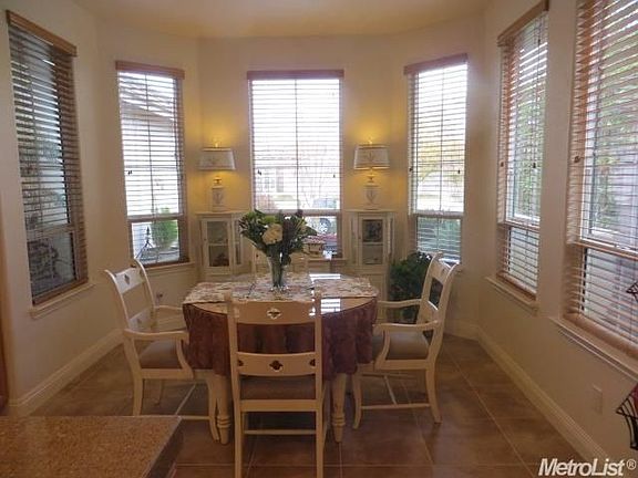 5th image of 2230 Ryedale Ln
