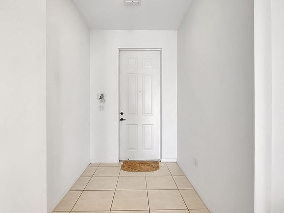3rd image of 9960 SW Chadwick Drive