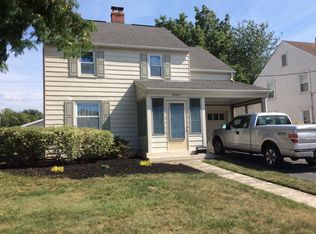 1004 S 4th St, Chambersburg, PA