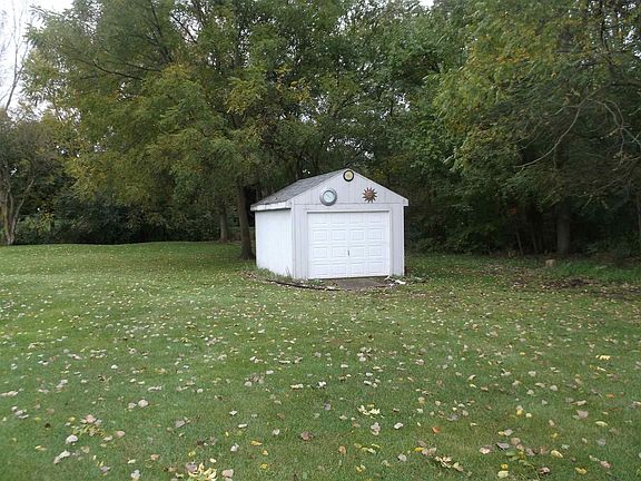 4th image of 19424 Country Creek Ct