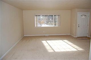 3rd image of 3840 Loray Ln