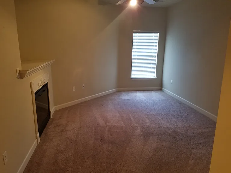 2756 McKnight Crossing Ct — Photo 10