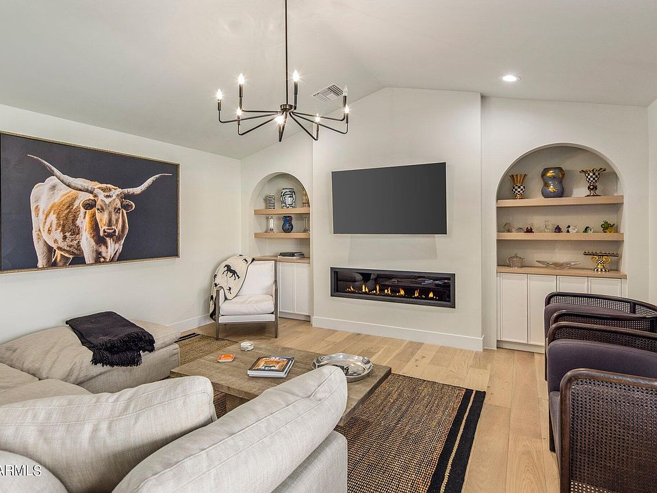 1st image of 6223 E CALLE REDONDA --