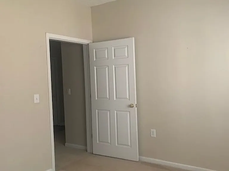 180 Wexford Dr #103 — Photo 10