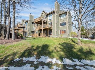 5320 Summit Dr, Hidden Valley, PA 15502