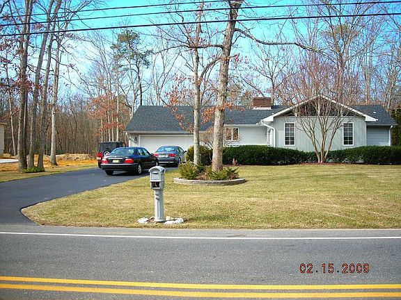 4th image of 1368 Venezia Ave