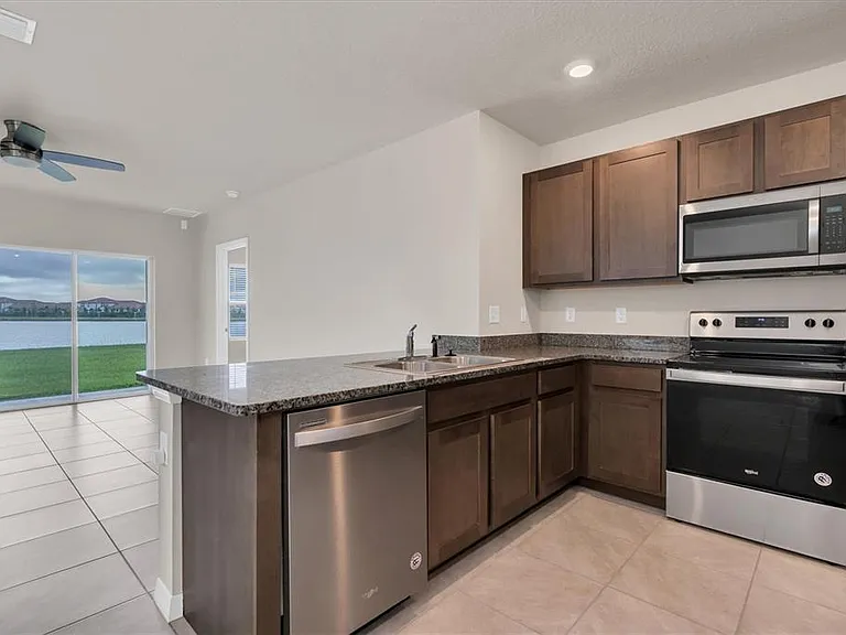 17070 Oval Rum Dr — Photo 16