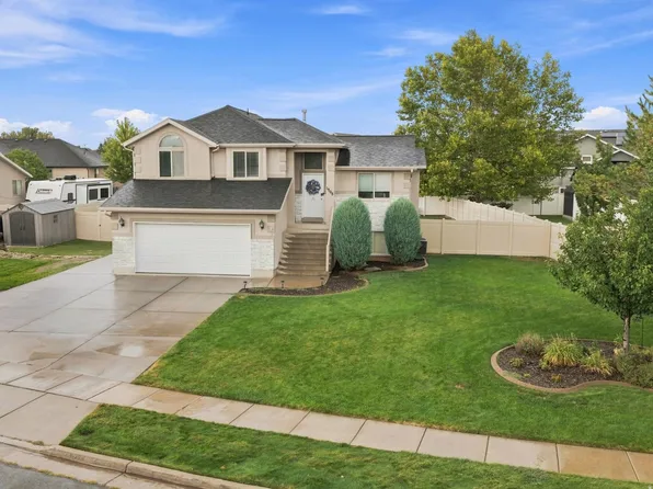 1808 Heritage Pkwy, Syracuse, UT 84075