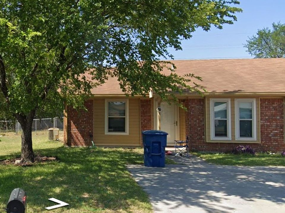 1st image of 206 South Dr #B