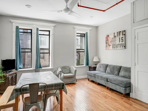 205 Edgecombe Avenue image 12 of 20