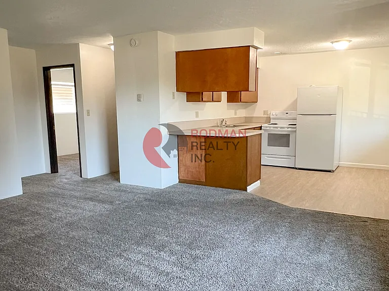 838 9th Ave #AVENUE;-848 — Photo 3