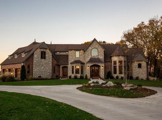 1751 E Cottage Blvd, Ozark, MO 65721