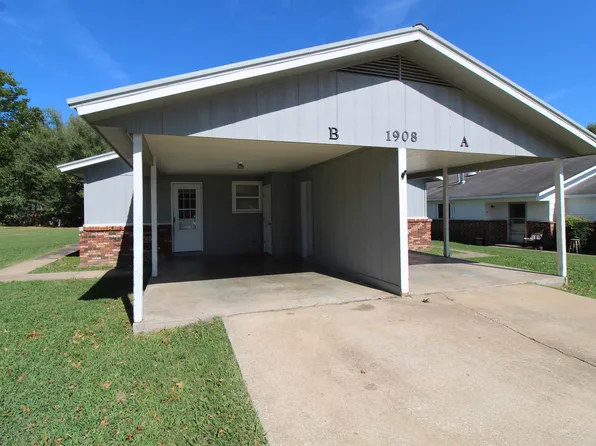 1908 Sycamore Pl #B, Springdale, AR 72762