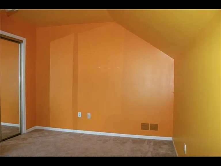 307 S Park Dr — Photo 14