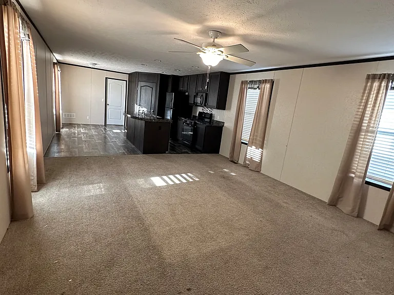 766 Hawick Cir — Photo 4