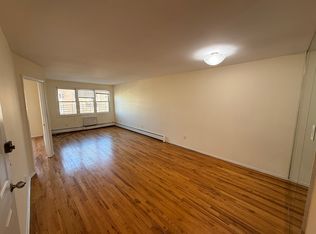 1554 W 6th St #3, Brooklyn, NY 11204