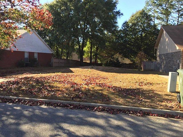 2nd image of 104 Wembley Ct