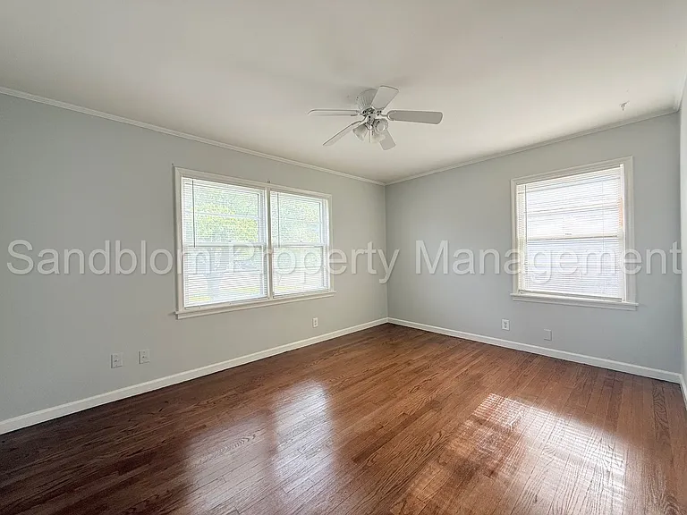 4624 E 24th Pl — Photo 15