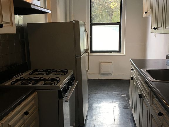3rd image of 11714 Union Tpke #00EC2