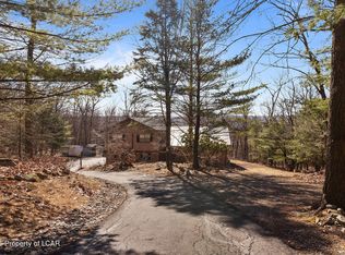 56 Bentwood Rd, Drums, PA 18222