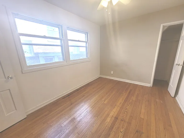 2523 Lake Dr — Photo 13