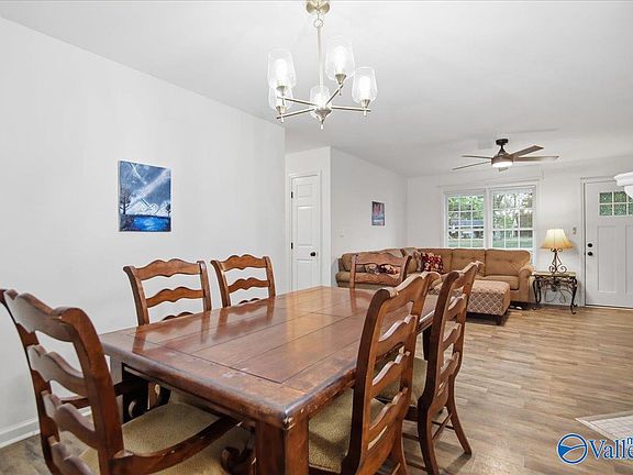 5th image of 2353 Grimwood Rd