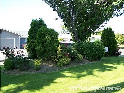 2nd image of 4708 Clinton Way