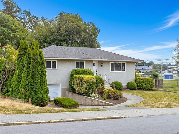 4th image of 883 Lampson St