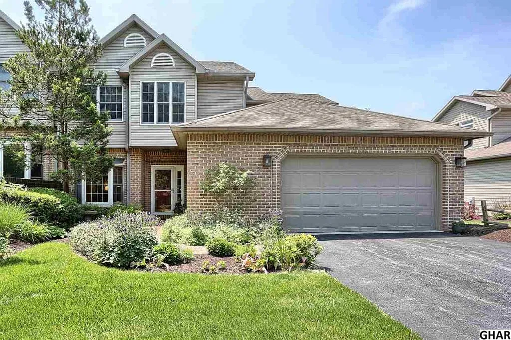 512 Bridgeview Dr photo 1