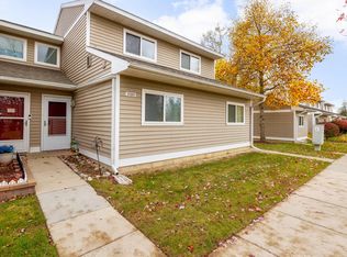 2120 Stone School Cir, Ann Arbor, MI 48108