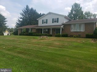 437 N 4th St, Halifax, PA 17032