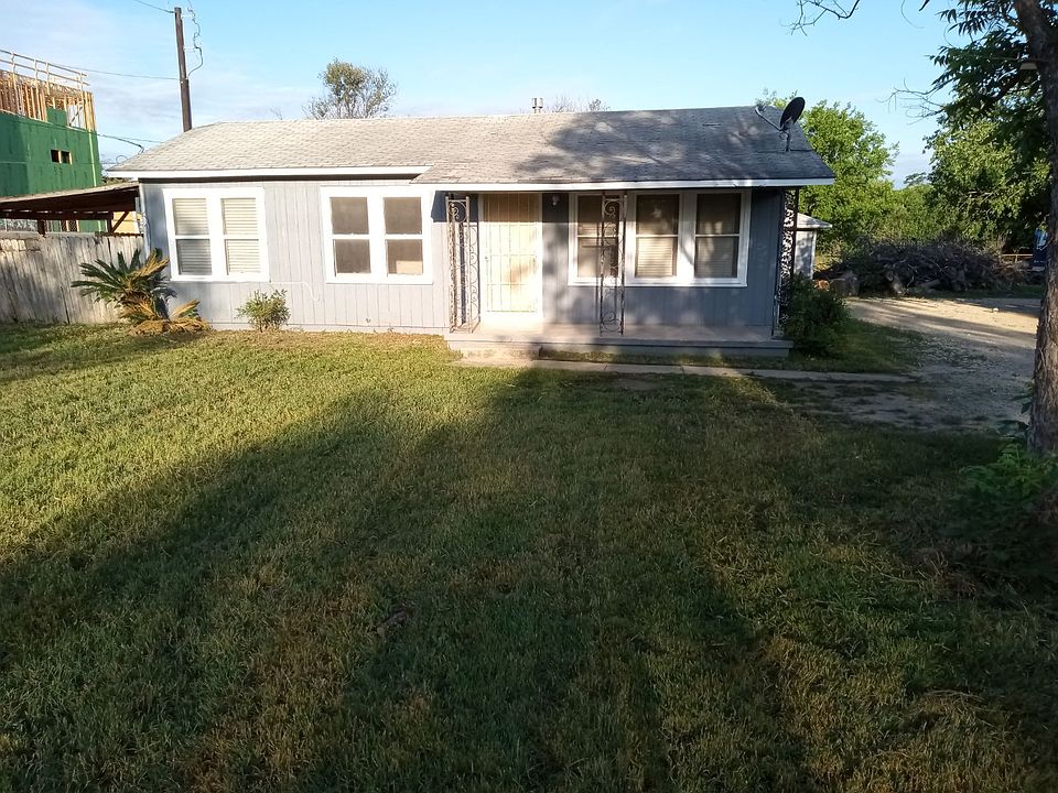 1st image of 135 Rainbow Dr
