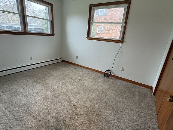 5th image of 112 N Brewer Dr #4