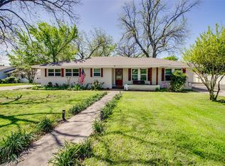 1316 E Bankhead Dr, Weatherford, TX 76086