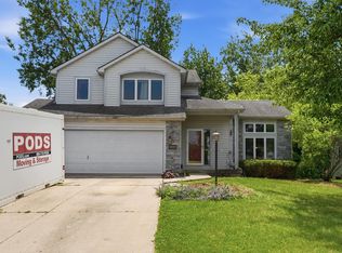2317 Broken Oak Rd, Fort Wayne, IN 46818
