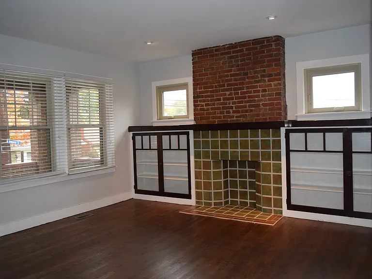6418 Phillips Ave — Photo 3