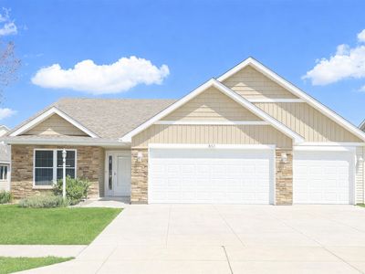 853 Aurora Cir, Red Wing, MN, 55066