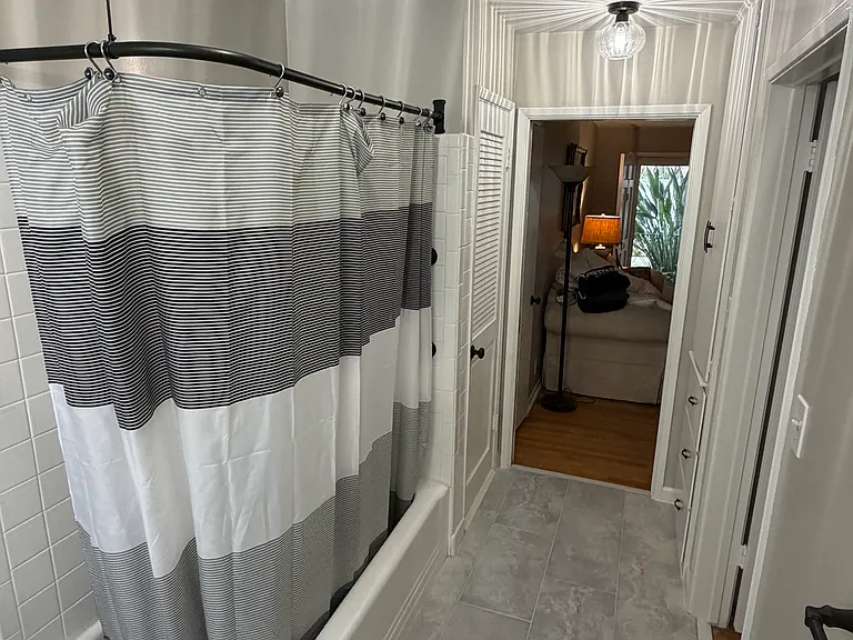 221 S Marengo Ave #9 — Photo 9