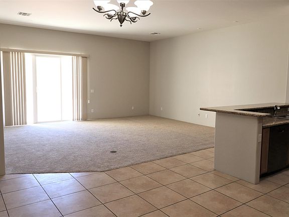 Living Rm