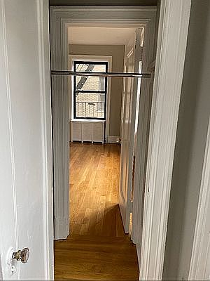 4th image of 2586 Broadway #6J